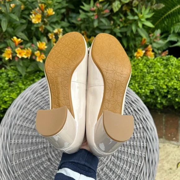 Kate Spade Beverly Bow Pump Patent Tusk Sz 7.5 - Picture 8 of 10